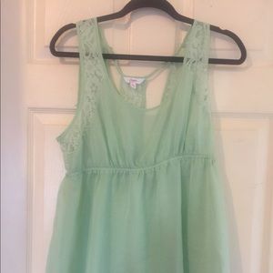 Mint Green Top!💚